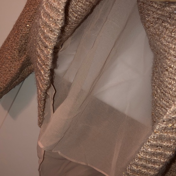 🔥🔥J LO sweater lined with sheer tank, worn 1x🔥 - Picture 3 of 5